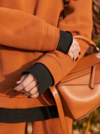 Худые на флисе с капюшоном ирис - Основные контакты 