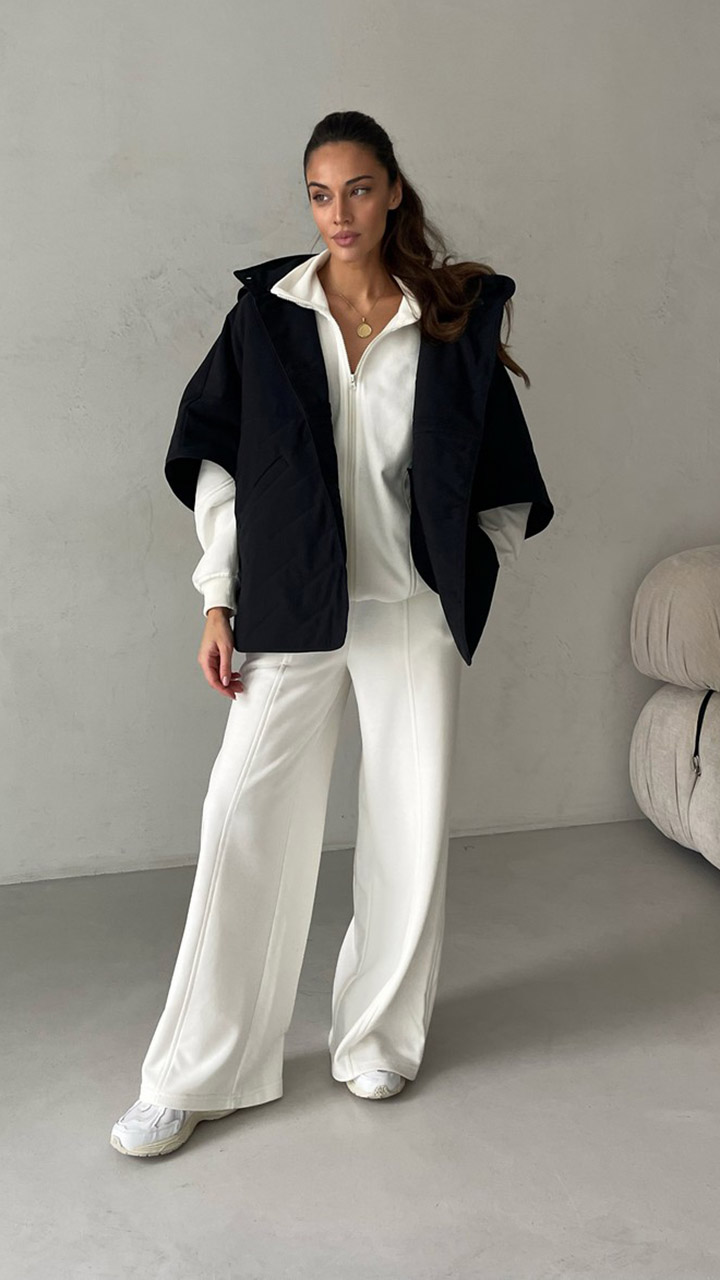 Кейп у чорному кольорі