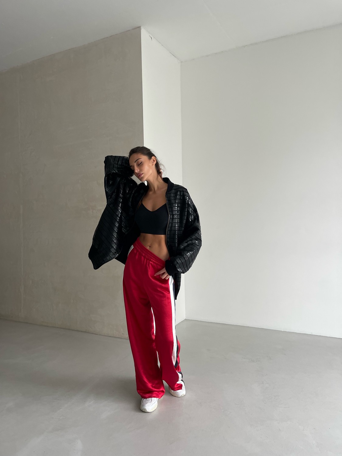 Куртка з еко-кроко